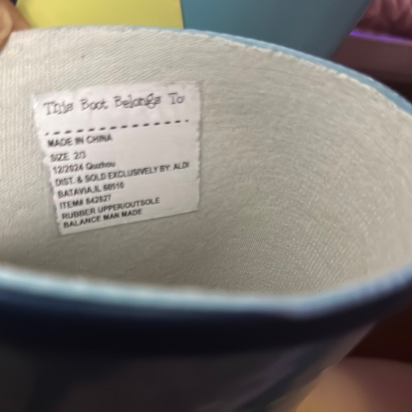 Kids' Colorful Rain Boots - Picture 4 of 8